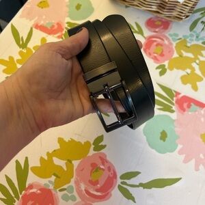 Men's black genuin leather size 42 belt